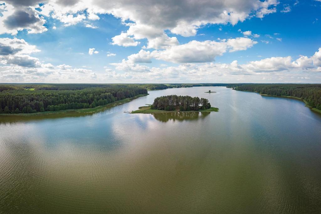 Mazurska Leśniczówka Nowy Zyzdrój Acomodação com café da manhã Exterior foto